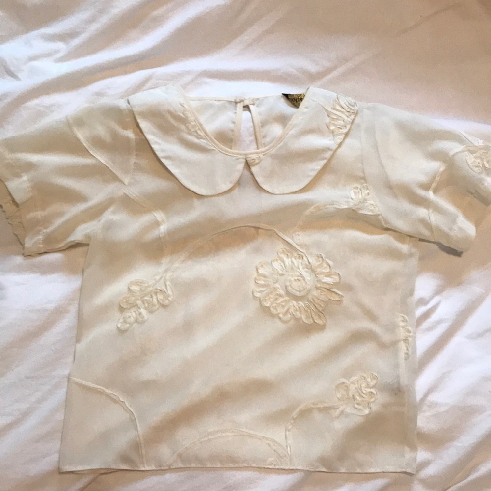 Feminine Collared shirt